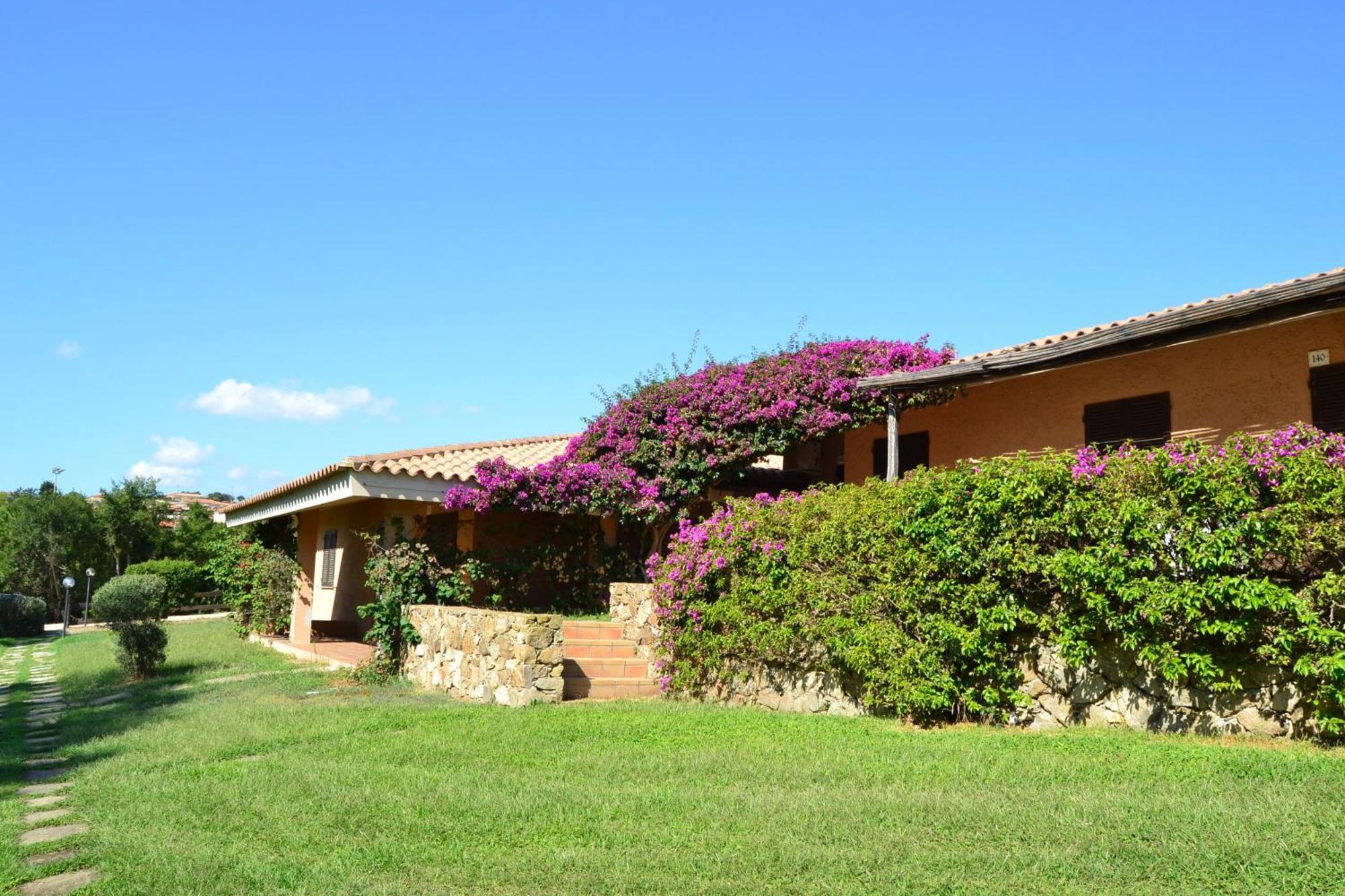 Residence Porto Mannu Palau Exterior foto